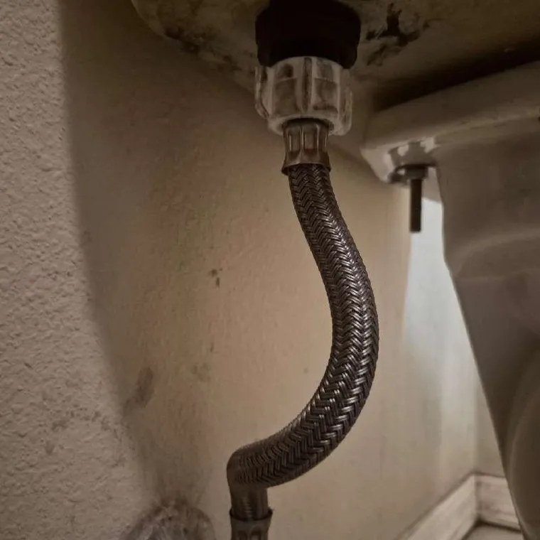 Toilet tank leak repair in Tahlequah, OK by Clog Hunter